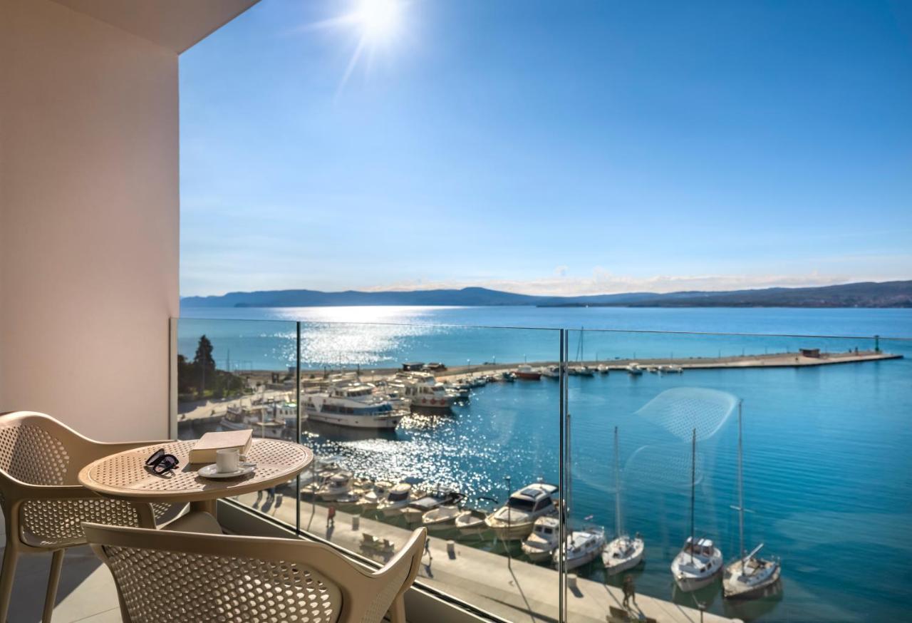 Aminess Younique Narrivi Hotel Crikvenica Bagian luar foto