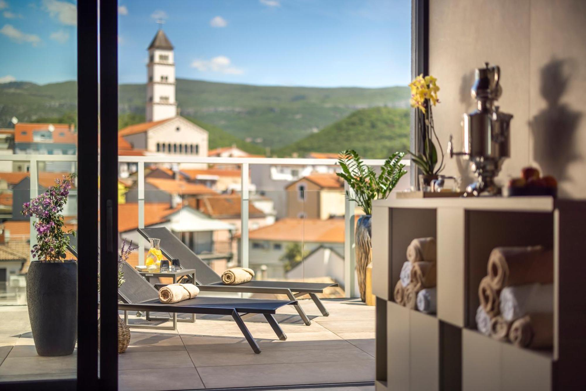 Aminess Younique Narrivi Hotel Crikvenica Bagian luar foto