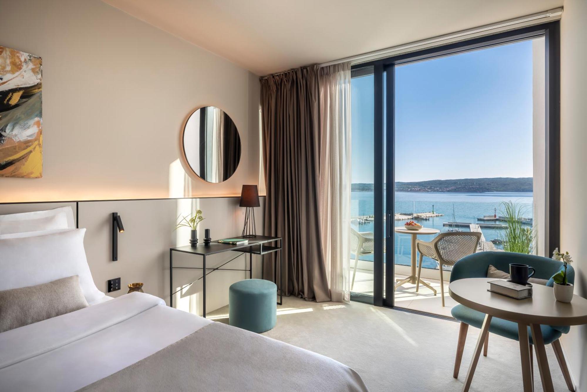 Aminess Younique Narrivi Hotel Crikvenica Bagian luar foto